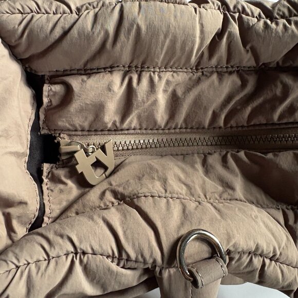 Thirty Years Puffer Drift Tote Bag Clay Color - Picture 6 of 10